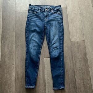 LIKE NEW American Eagle Jeggings